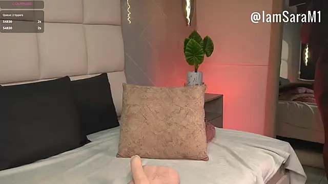 SaraMonroe1 webcam