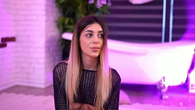 ItsIvyLicious webcam