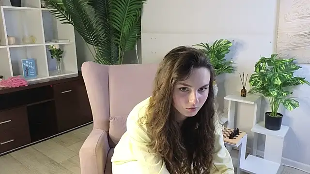 HermilaMcintyde webcam