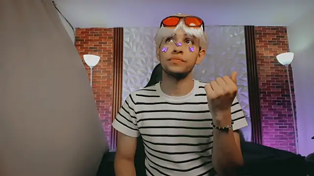 Top_and_bottom webcam