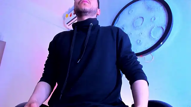 mike_257 - Mike_257's free webcam