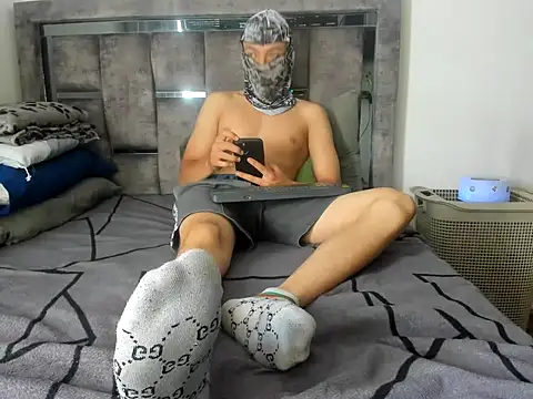 Master_Ruthless77 webcam