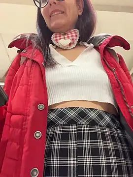 NataKitten Live Webcam on Stripchat