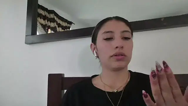 AliceTeenager___ webcam