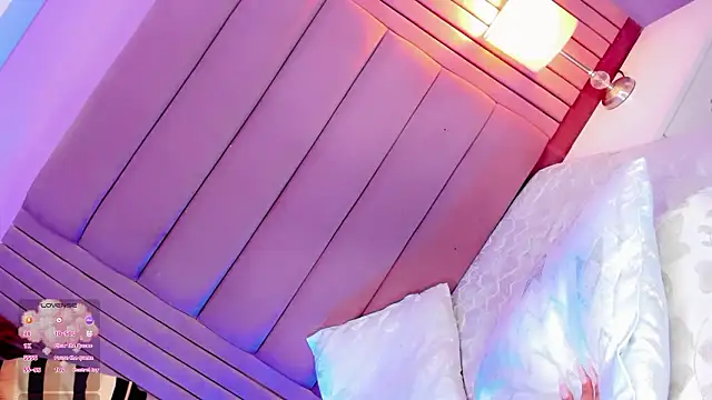 Camille_deluxe webcam