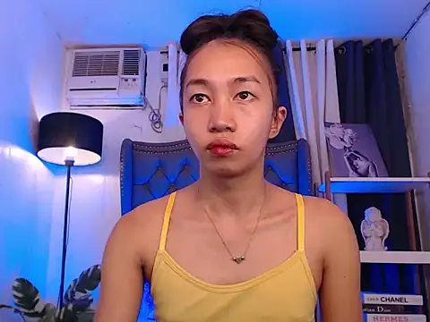 Sweet_kittyxx webcam