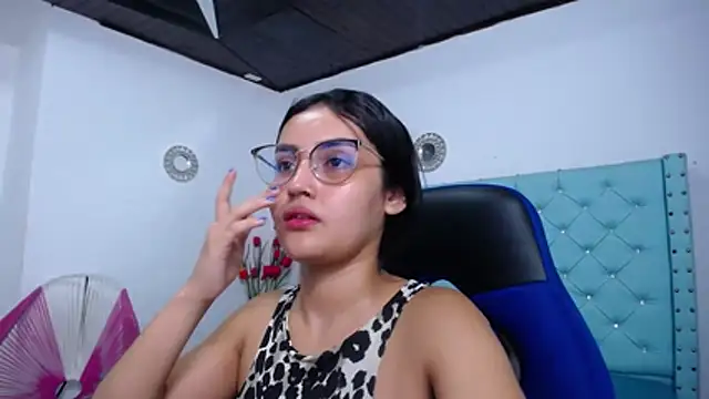 kathe-mills235 webcam