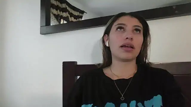 AliceTeenager___ webcam