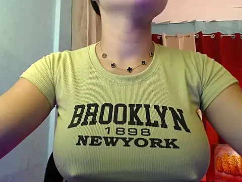 lover_girl143 webcam