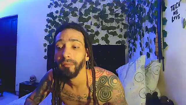 caribbeanlover1 webcam