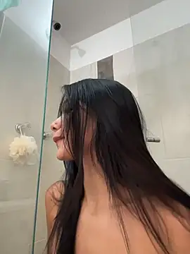 Webcam Model (Bella_Smiith_)  is live.Free join now!