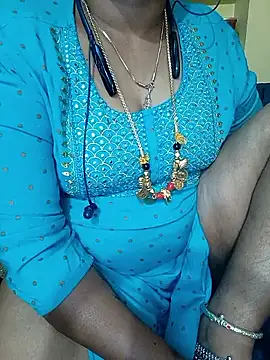 Webcam Model (negatamil)  is live.Free join now!