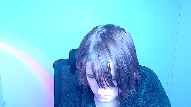 Alice_Wonderme webcam