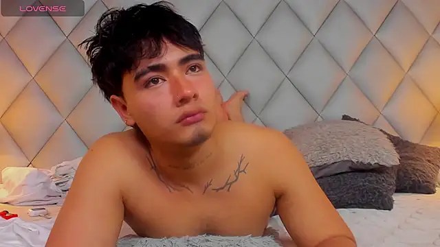 Clement_Reyes webcam