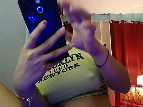 lover_girl143 (M young) - make me wet and lick it all