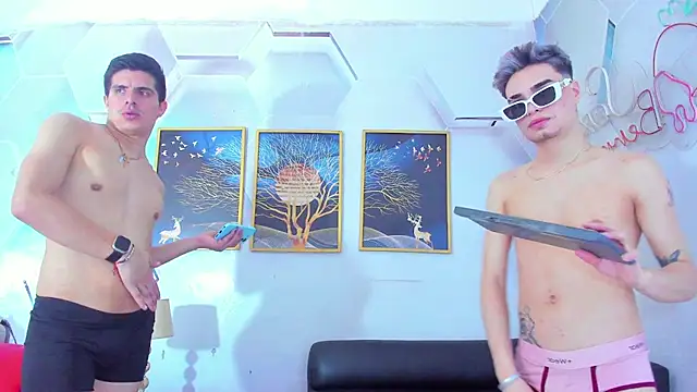 Alex_jeins_at webcam