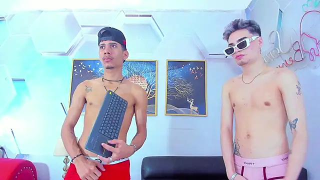 Alex_jeins_at webcam