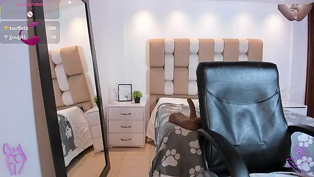 victoria_mooree webcam