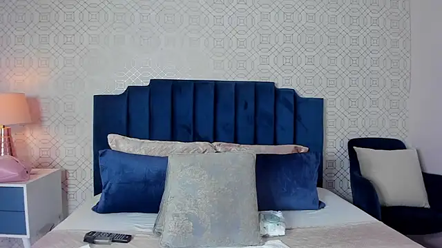 ashleythompson2025 webcam