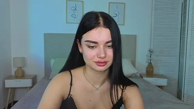 silena_sky - Silena_sky's free webcam - UK Sex Cams