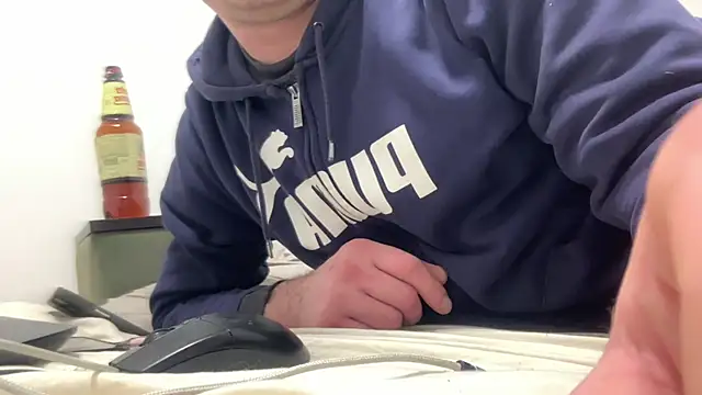 viktor1992-1-1 - Viktor1992-1-1's free webcam - UK Sex Cams