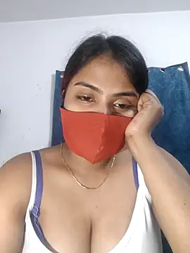 Zareen_Hotstar webcam
