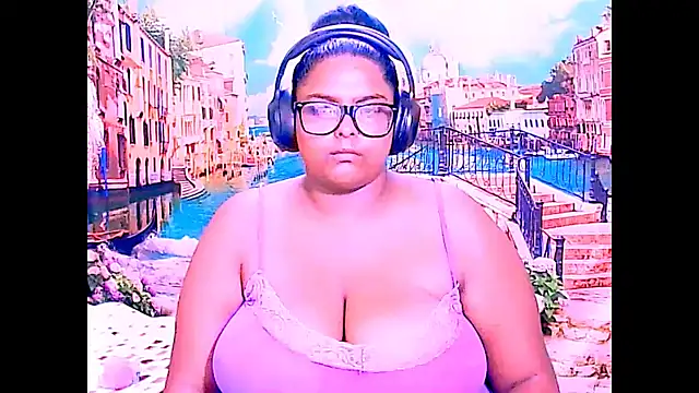 Indianfairy99 webcam