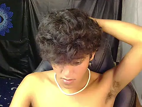 hugekenbigcock webcam