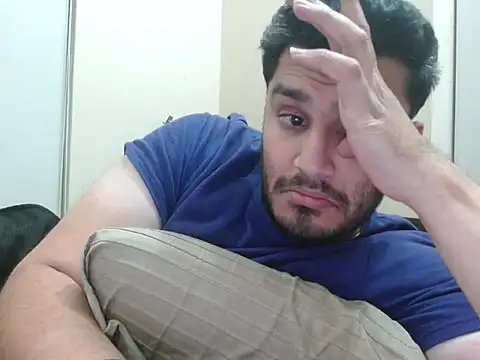 robintoit - Robintoit's free webcam - UK Sex Cams