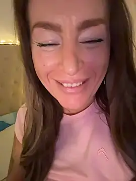 christinasiemone - ChristinaSiemone's free webcam - UK Sex Cams