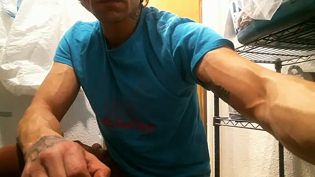 LostInEjaculation webcam