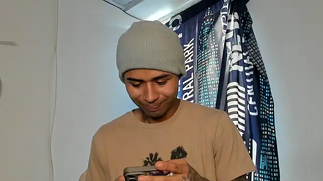 _Logan_Colton_ webcam