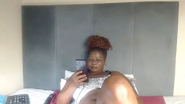 Chocolatebae86 webcam