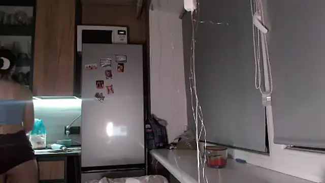 delightful_sofi webcam