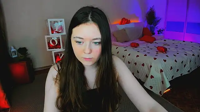 AlluringLookk webcam