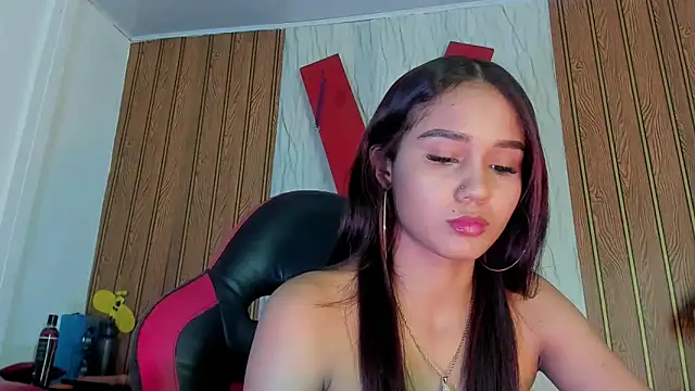 MarianaManzur webcam