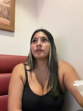 Webcam Model (Cami_Leon2) is live