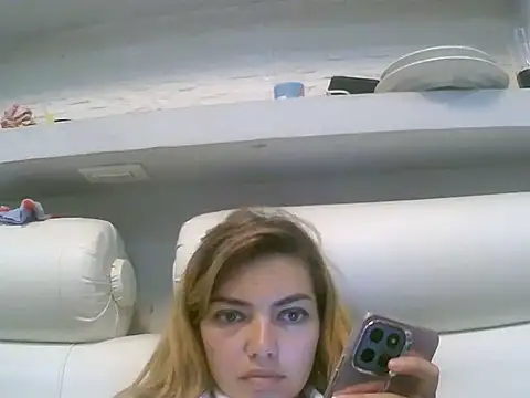 VittoriaTaylor webcam