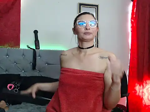 sachaclinford webcam