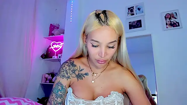 _viioletweekend_ webcam