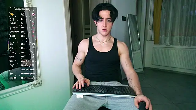 ChristianLevine_ webcam