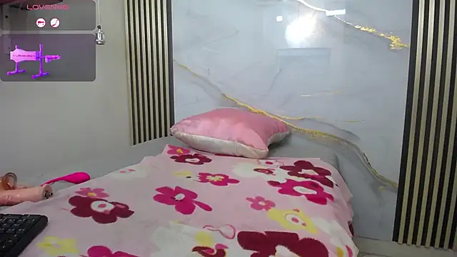 Miah-Princess webcam