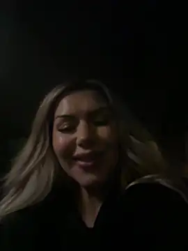 AnikaSunshine webcam