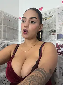Sara-77 webcam