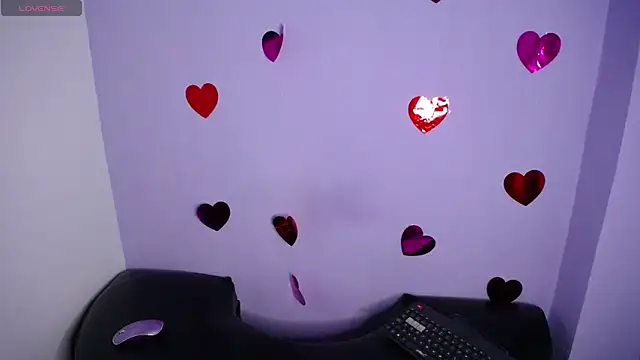 amber_miiller2 - Amber_Miiller2's free webcam - UK Sex Cams