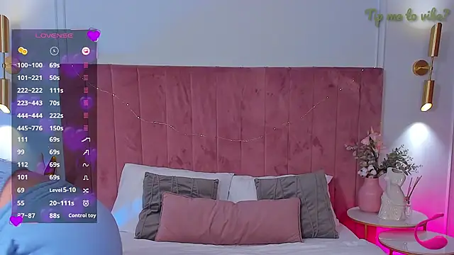 mayzzie - Mayzzie's free webcam - UK Sex Cams