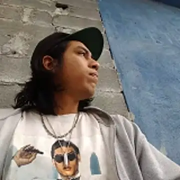 AlexAlejandro13 webcam