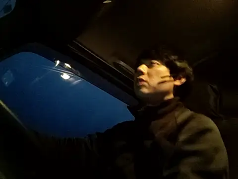 whitebriefboy webcam