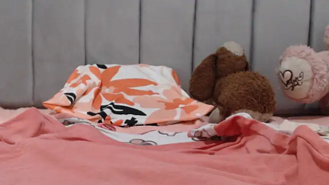 Lady_Bridgerton_ webcam