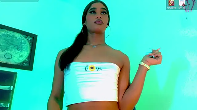 katha_Crawford webcam